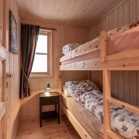 Cabin In Hodlekve With 5 Bedrooms & Hot Tub. Sogndal Exterior photo